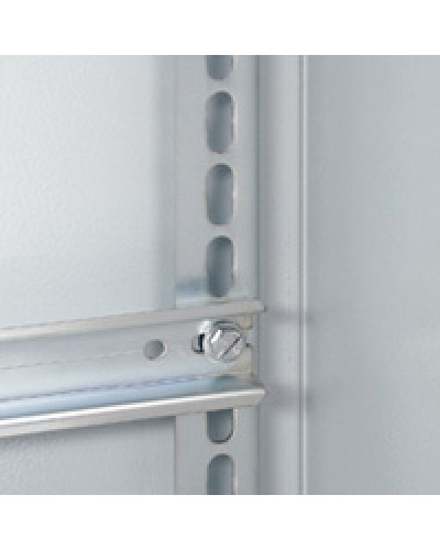 Стойки профил. 500 (2 шт/уп) Legrand 036152 в Балашихе Аксессуары для стоек и шкафов Pintop.ru