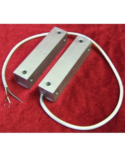 Извещатель охранный магнитоконтактный Магнито-Контакт ИО 102-26 исп.105 (металлорукав из нержавеющей стали) в Балашихе Извещатели охранные Pintop.ru