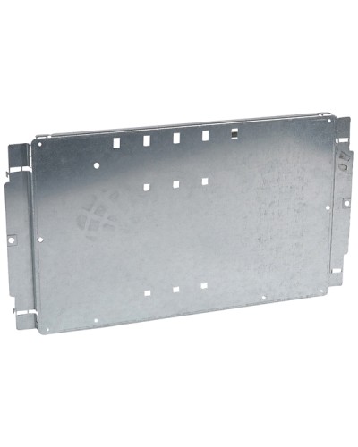 Пластина Legrand 020207 в Балашихе Щиты электрические Pintop.ru