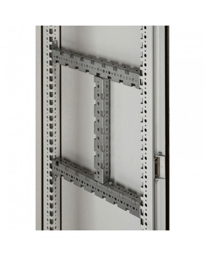 Набор траверсов Legrand 020532 в Балашихе Аксессуары для стоек и шкафов Pintop.ru