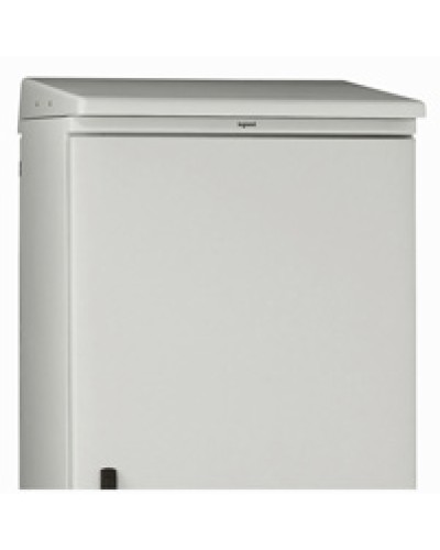 Цоколь Legrand 036296 в Балашихе Цоколи для шкафов и стоек Pintop.ru