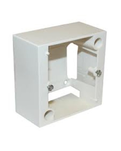 Коробка для накладного монтажа LEGRAND 055439 в Балашихе Аксессуары для кабель-канала Pintop.ru