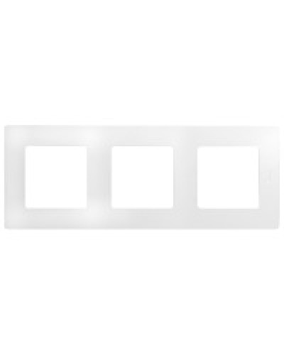 Рамка Etika белый Legrand 672503 в Балашихе Аксессуары для кабель-канала Pintop.ru
