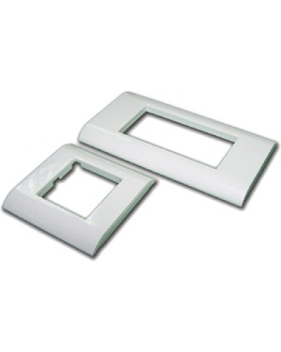 Накладка пластиковая TWT-FR45x90 в Балашихе Аксессуары для стоек и шкафов Pintop.ru