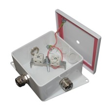 Коробка монтажная огнестойкая Гефест КМ-О (4к*10,0)-IP66-120х120, шесть вводов