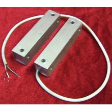 Извещатель охранный магнитоконтактный Магнито-Контакт ИО 102-26 исп.251 (металлорукав из нержавеющей стали)